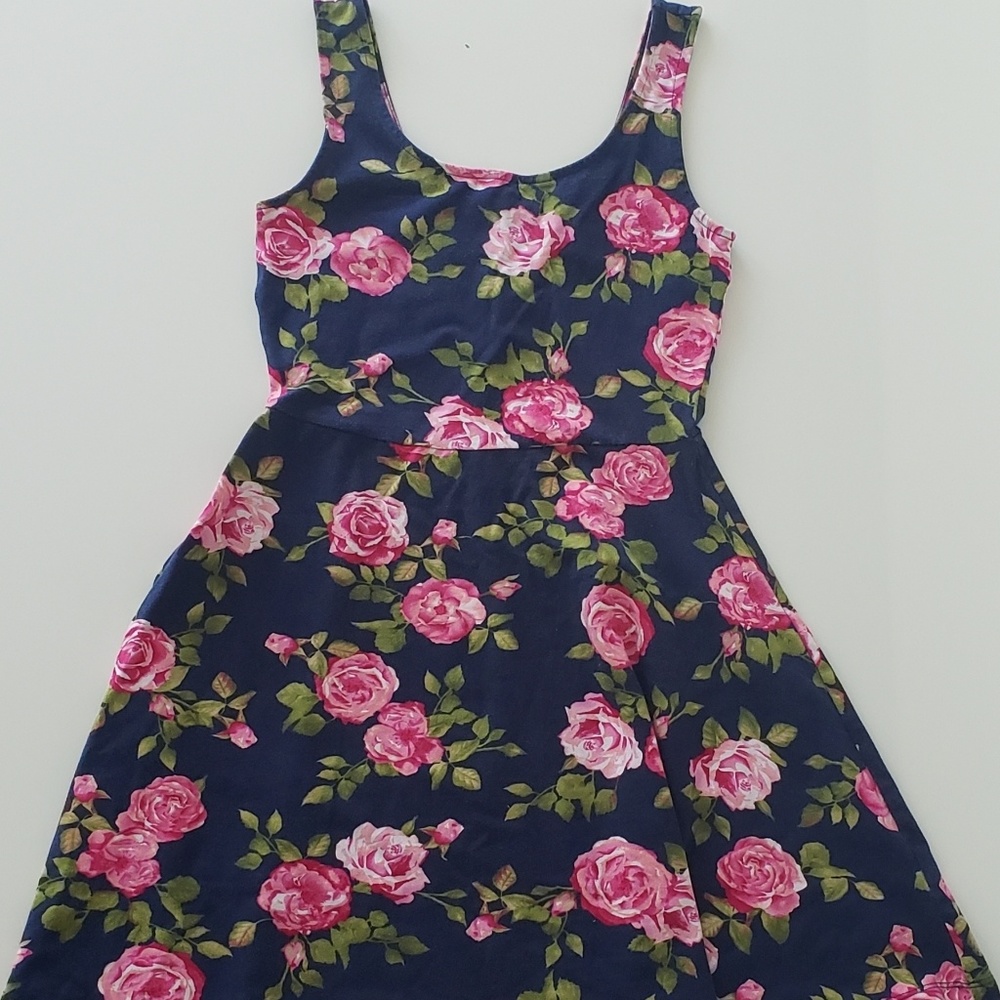 Forever 21 Rose Dress